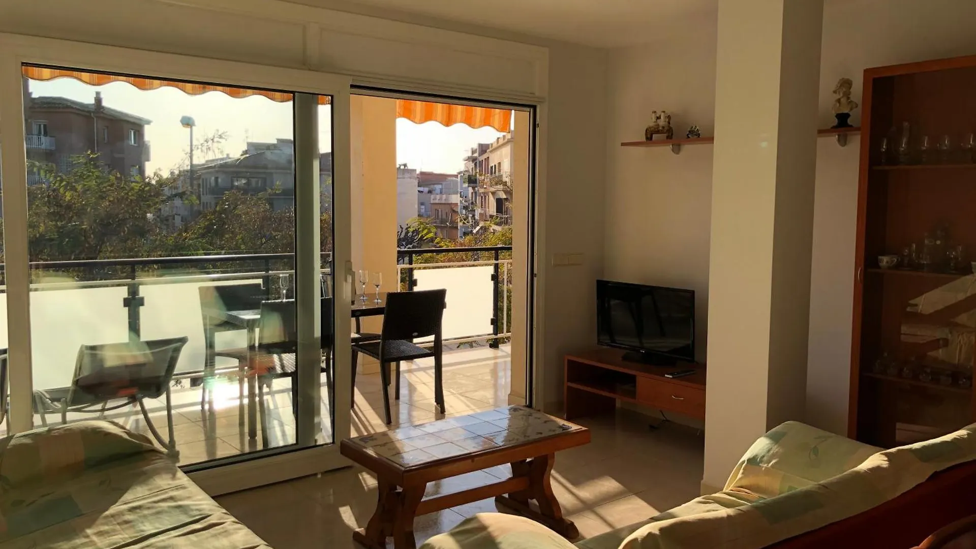 Apartamentos Benet Roses 0*,  Spain