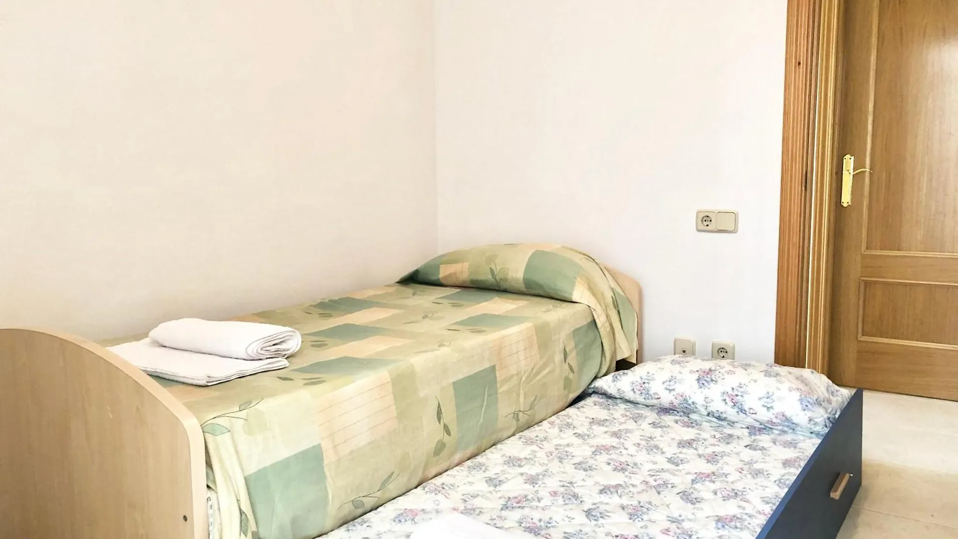 Apartamentos Benet Roses