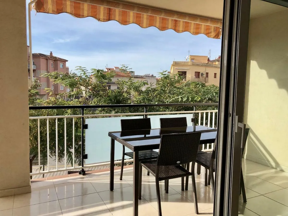 Apartamentos Benet Roses Apartment