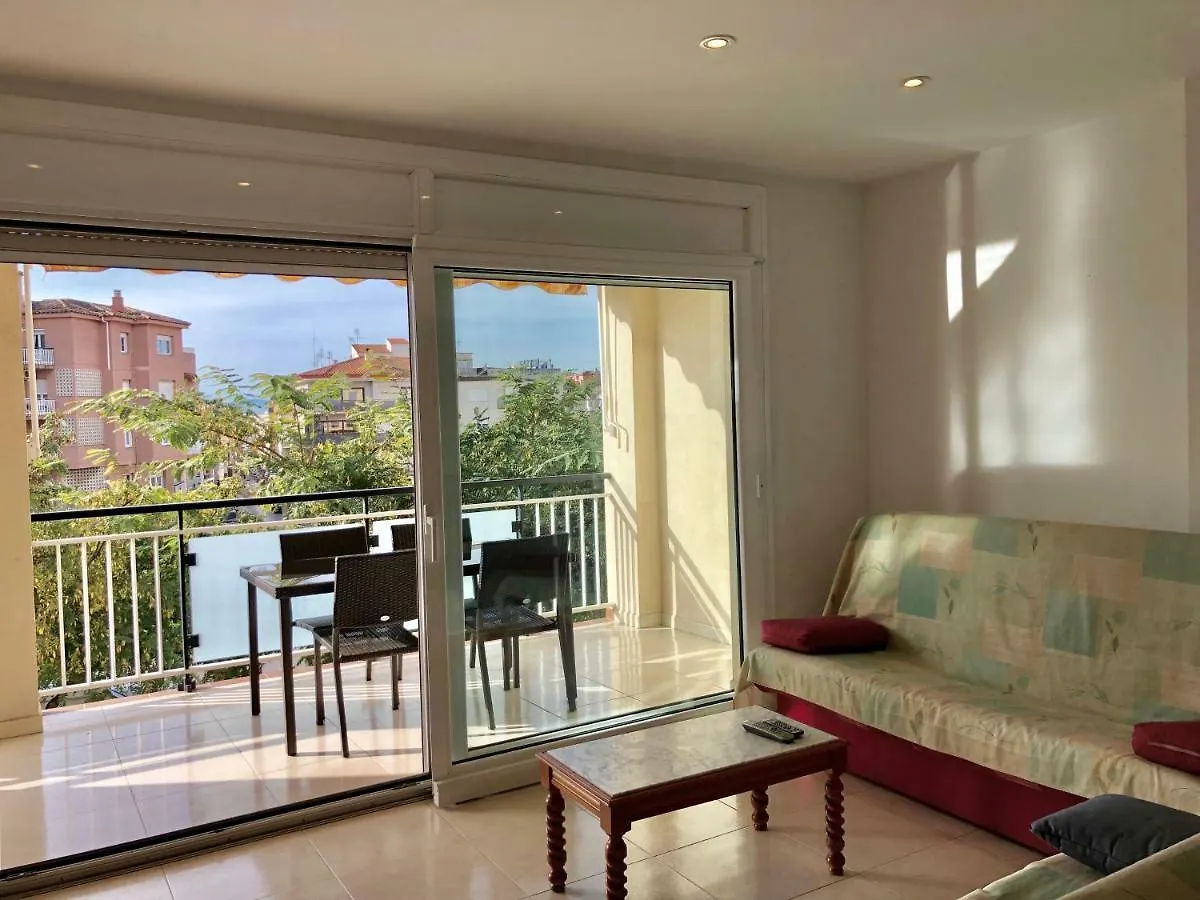 Apartamentos Benet Roses Spain