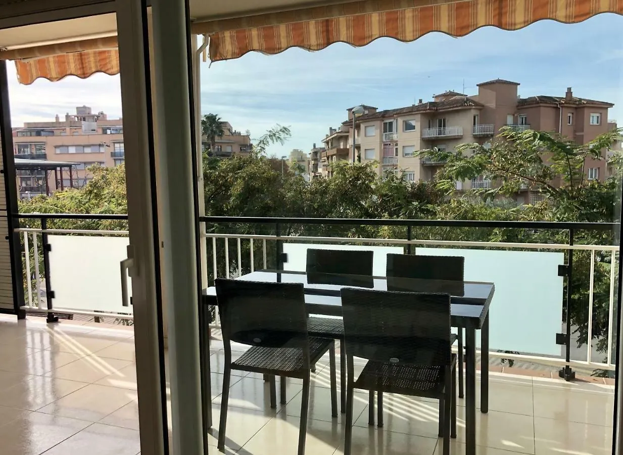 Apartamentos Benet Rosas España