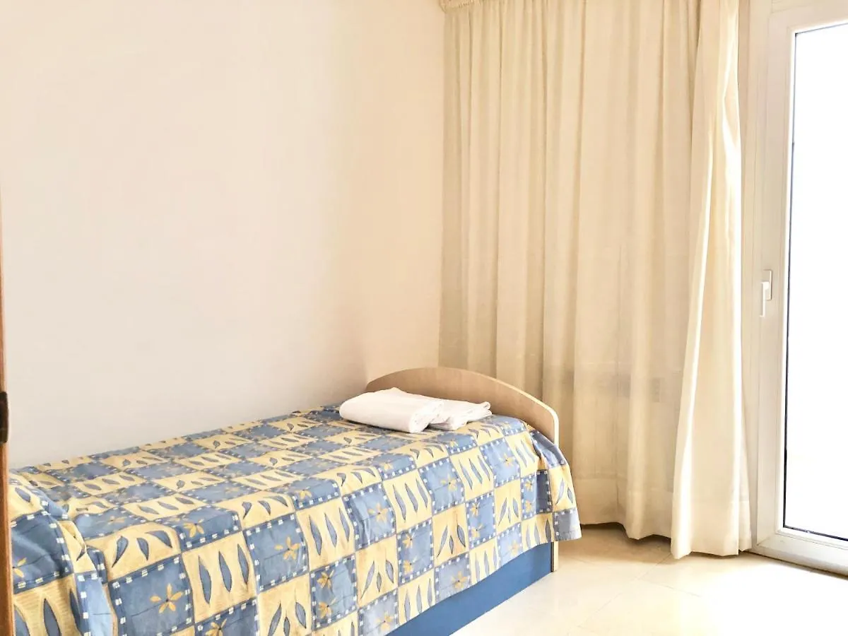 Apartamentos Benet Rosas